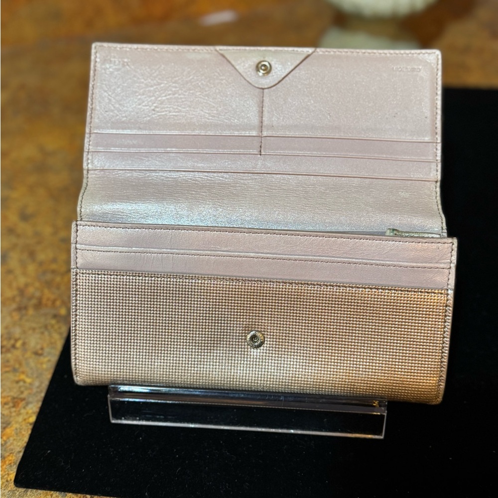 Fendi Metallic Continental Wallet - Picture 5 of 14